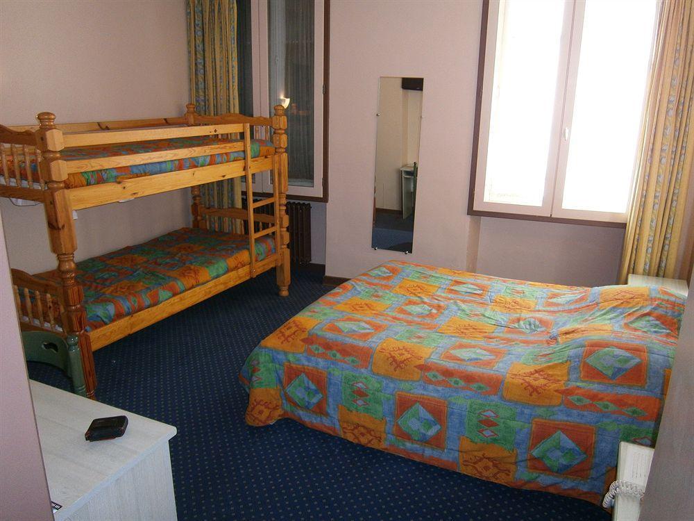 Logis Hotel Saint Jacques Валанс Екстериор снимка