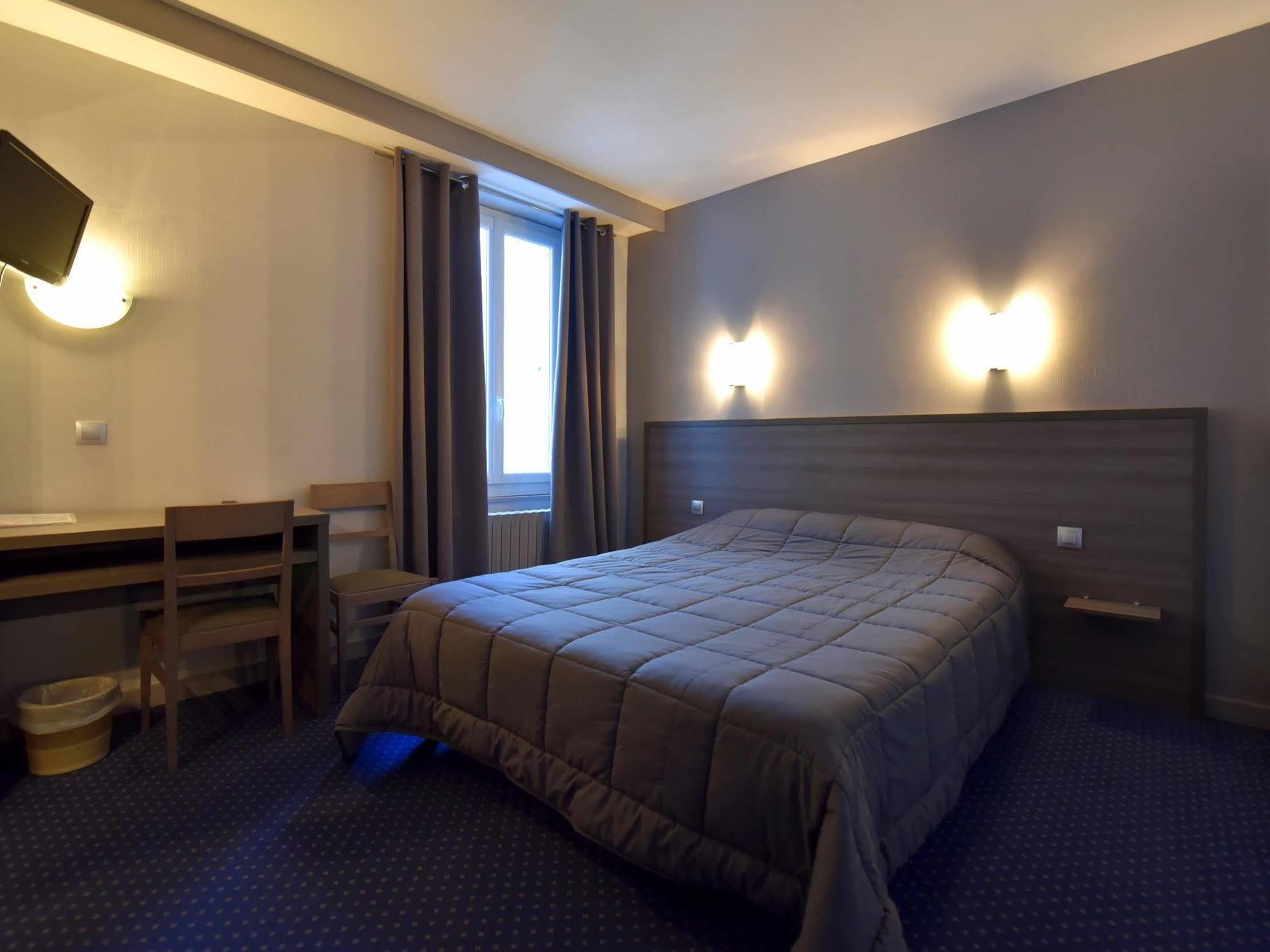 Logis Hotel Saint Jacques Валанс Екстериор снимка